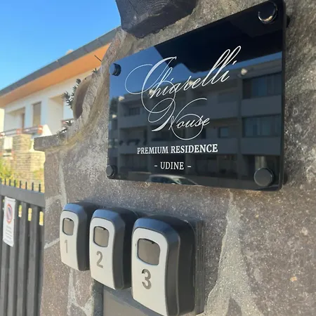 Chiarelli House Casa de hóspedes